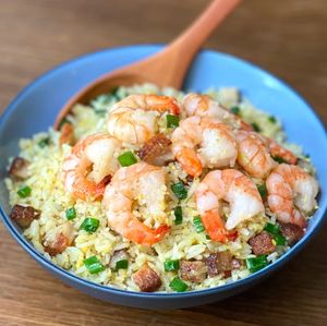 Yang Zhou Fried Rice with BBQ Pork & Shrimps