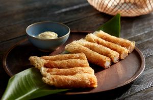 Crispy Prawn Roll with Mayo Dressing