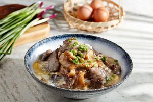 Homemade Hor-Fun With Sliced Beef Egg Wash Sauce