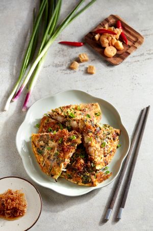 Pan-Fried Carrot Cake with Pork in XO Sauce