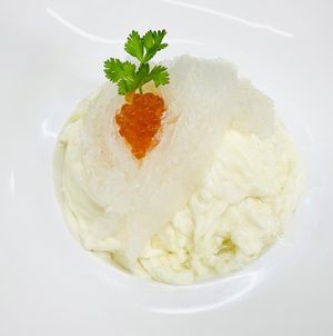 Stir-Fried Egg White With Milk In Superior Bird Nest 