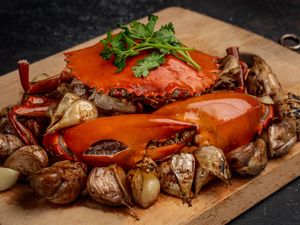 Garlic Baked Crab (800G)
