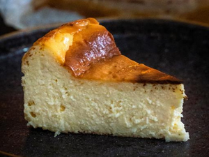 Burnt Cheesecake (Slice)