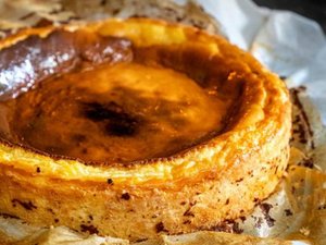 Whole Burnt Cheesecake (750g) (Serves 6)