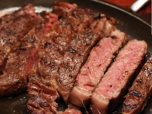 Bedrock Pepper Steak (300g)