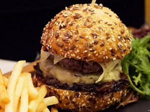 Hand-pressed Double Cheeseburger