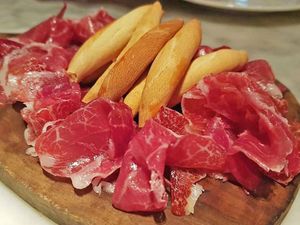 Plato De Jamón (100grams)