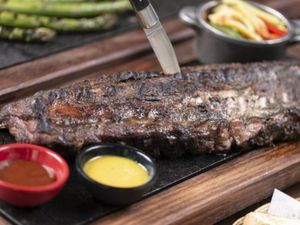 Spanish Half Pork Ribs (5 to 6 Ribs)