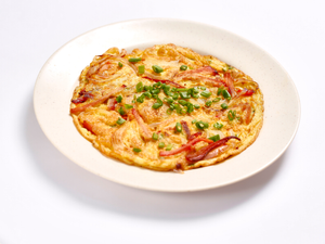 Pan Fried Fu Rong Egg With Prawns 芙蓉虾仁煎蛋  (Available after 6pm for Dinner)