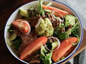 Paleo Steak Salad