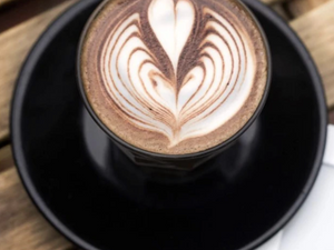 Hot Mocha With Regular Milk (12 Oz)