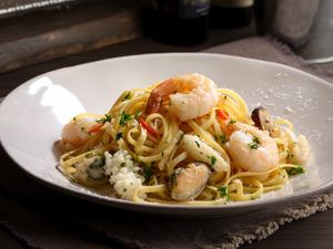 Seafood Aglio Olio Linguine
