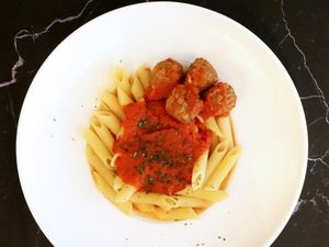 Quorn Swedish Meatball Pasta 