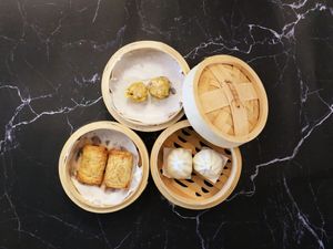 Quorn Dim Sum Platter 