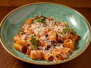 Mezzi Rigatoni All’Amatriciana