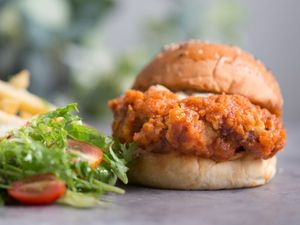 Spicy Sriracha Chicken Burger