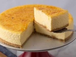 Sea Salt Caramel Cheesecake (slice)