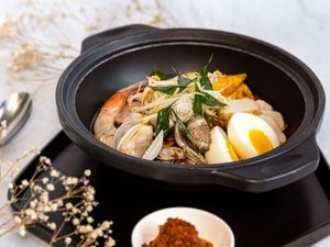 Seafood Curry Noodle 