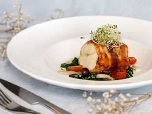 Bacon Wrap Snapper with Spinach White Wine Sauce