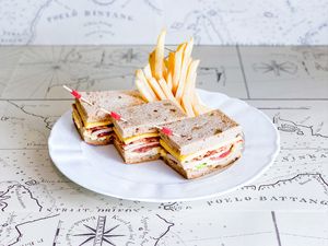 The Ritz-Carlton Sandwich