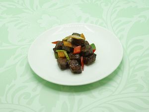 Sauteed Diced Beef, Red Wine, Black Pepper Sauce
